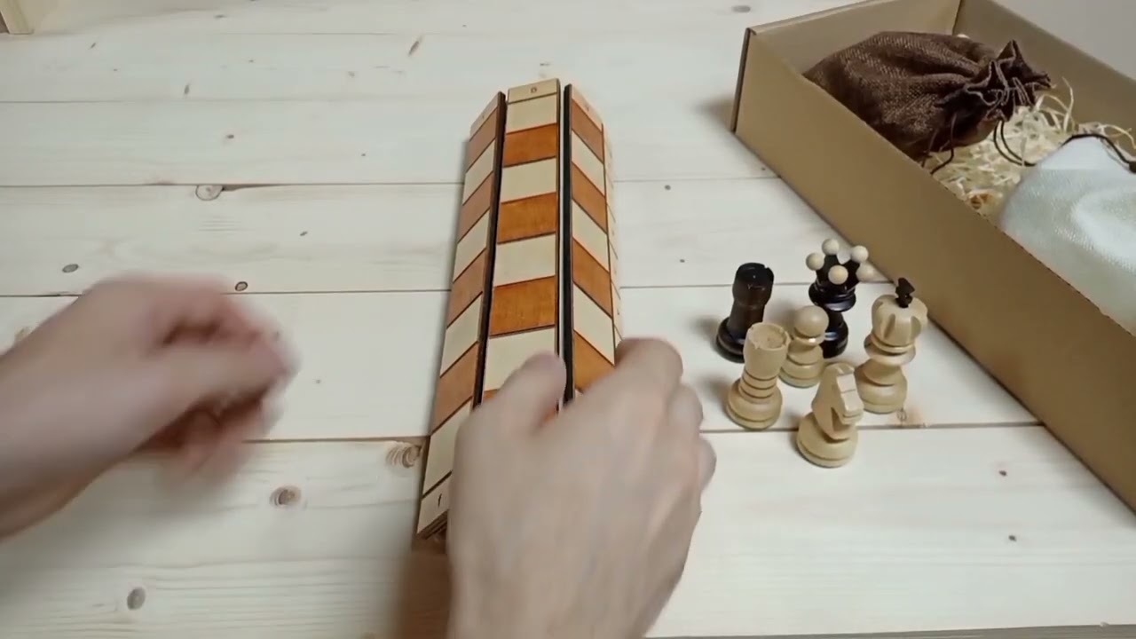  VENTUREBOARD 6 Inches Magnetic Unique Chess Set Board