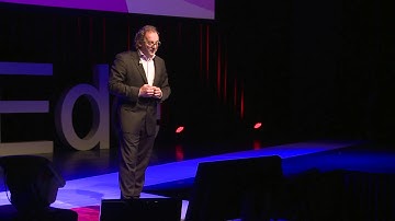 Balance between innovation & privacy | Brenno de Winter | TEDxEde