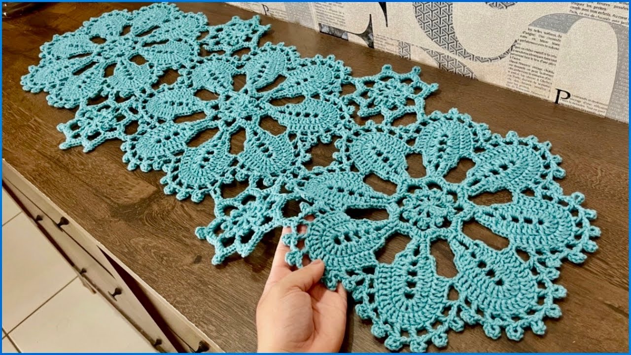 Trilho de Mesa em Crochê Passo a Passo Fácil e Econômico | Modelo de Flores Vazadas