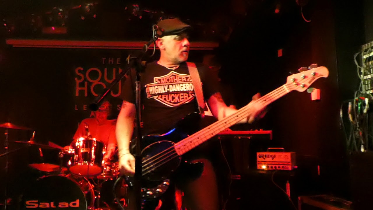 S*M*A*S*H - Real Surreal (live at the Soundhouse, Leicester)