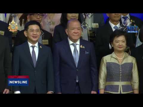 Commerce minister presents