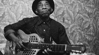 How To Play Satisfied and Tickled Too (Mississippi John Hurt) chords
