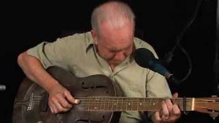 Country Blues Guitar Lessons - Dirt Road Blues - Paul Rishell - Low Down Rounder chords