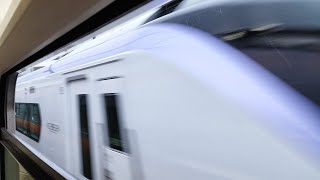 [ジョイント音]E353系 S109編成 特急かいじ35号甲府行が豊田駅2番線を通過するシーン