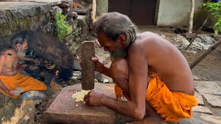 Download Lagu Satvik food Prasad of Tikkad Saag of the saint who did penance with the wish-fulfilling snake in ... MP3