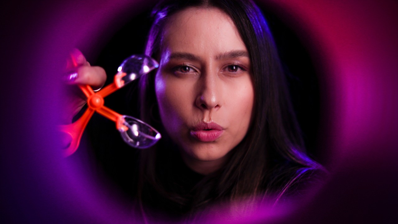 ASMR Distracting you with up-close visual triggers 💫 Soft spoken [ Portuguese ]