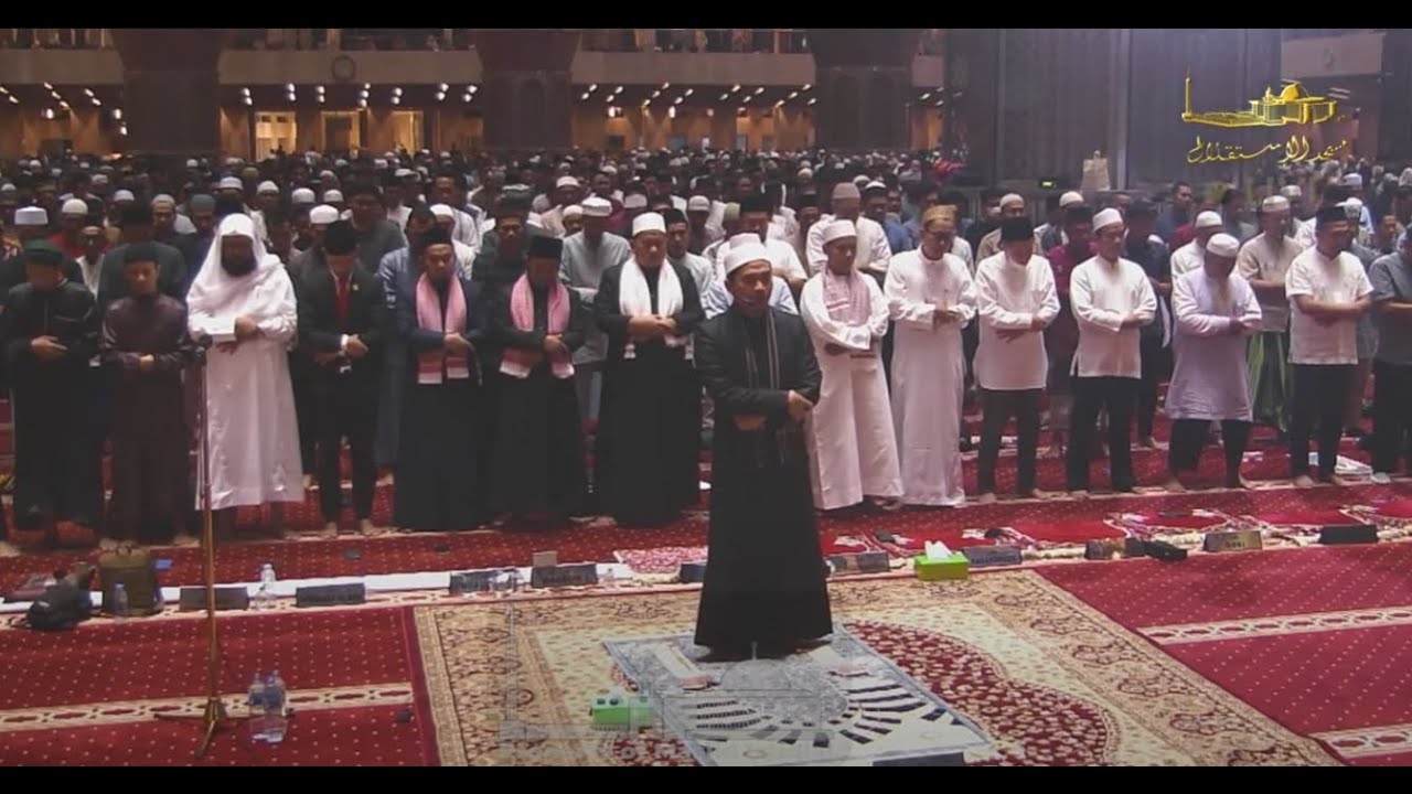 USTAZ SALIM GHAZALI IMAM TARWIH 11 RAMADAN AT ISTIQLAL MOSQUE