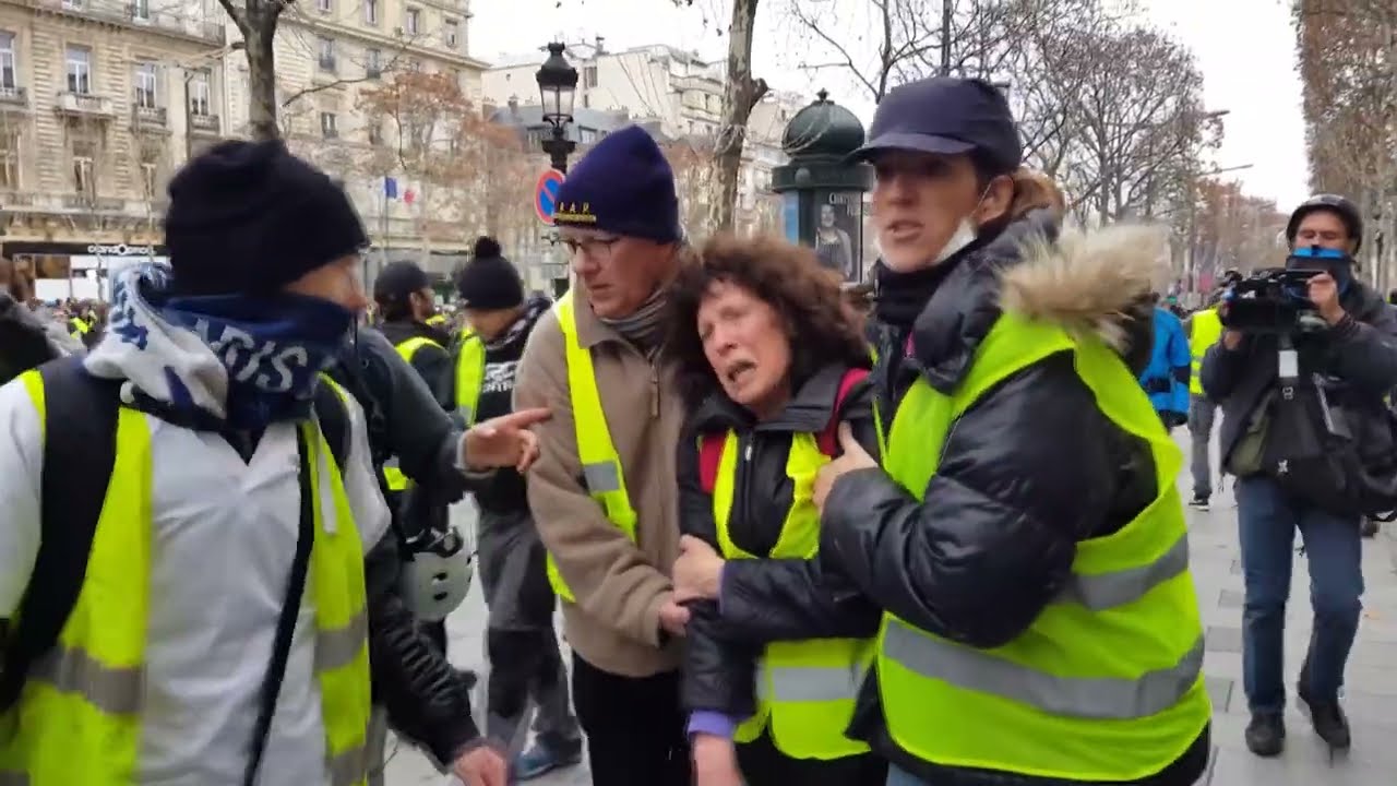 Les CRS n'hésitent plus à utiliser leur Flashballs