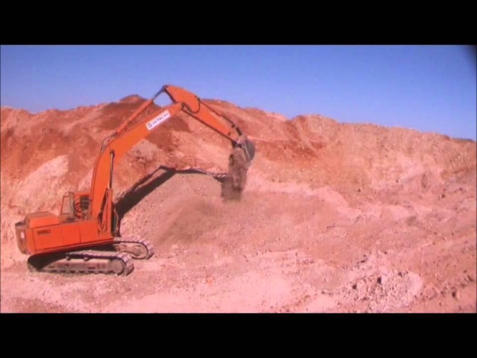 Opal Mining in Andamooka.wmv YouTube