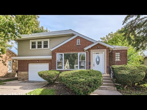 8825 S California Ave, Evergreen Park, IL home video tour