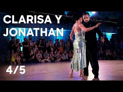 Jonathan Saavedra y