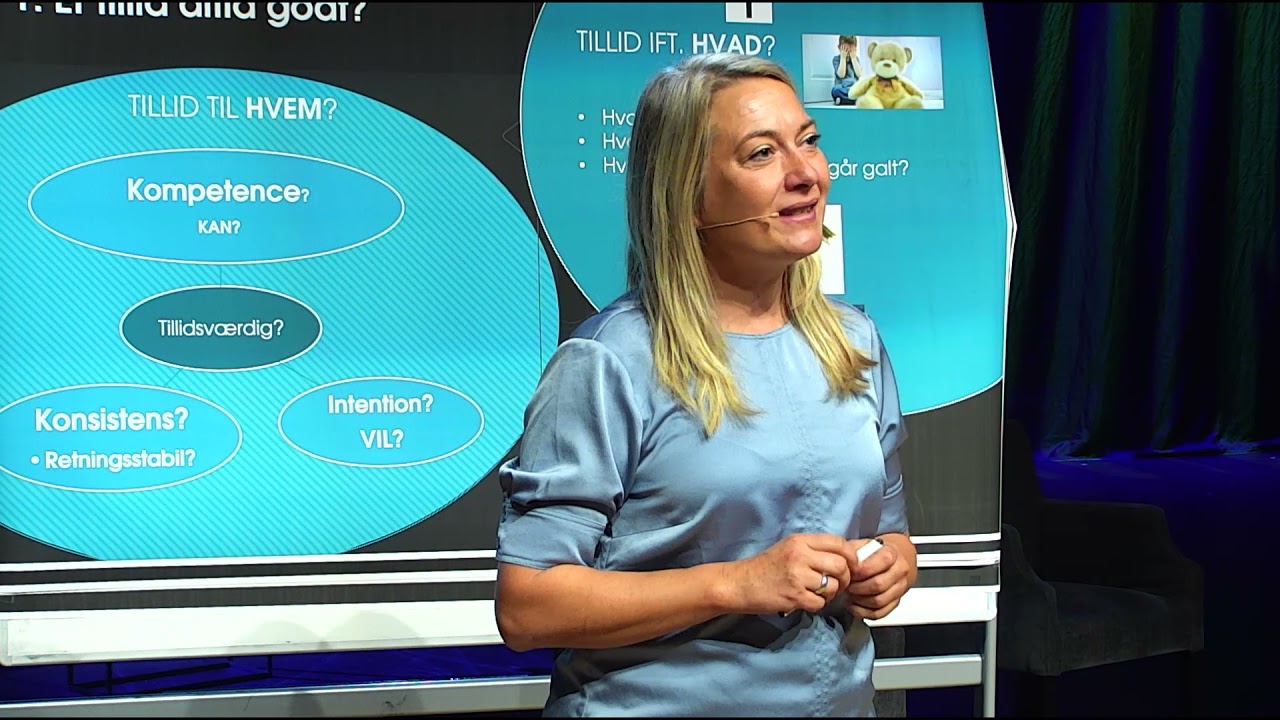 Tillit og kontroll Tina Øllgaard Berntzen Fremtidens kommuner 2021