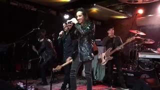 NUNO BETTENCOURT AND FRIENDS during ACT2 of SOUNDCHECK LIVE at LUCKY STRIKE Net Worth