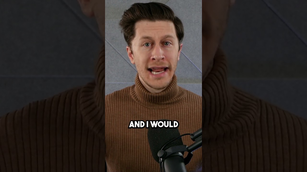 Another SHOCKING near-miss airplane crash #shorts