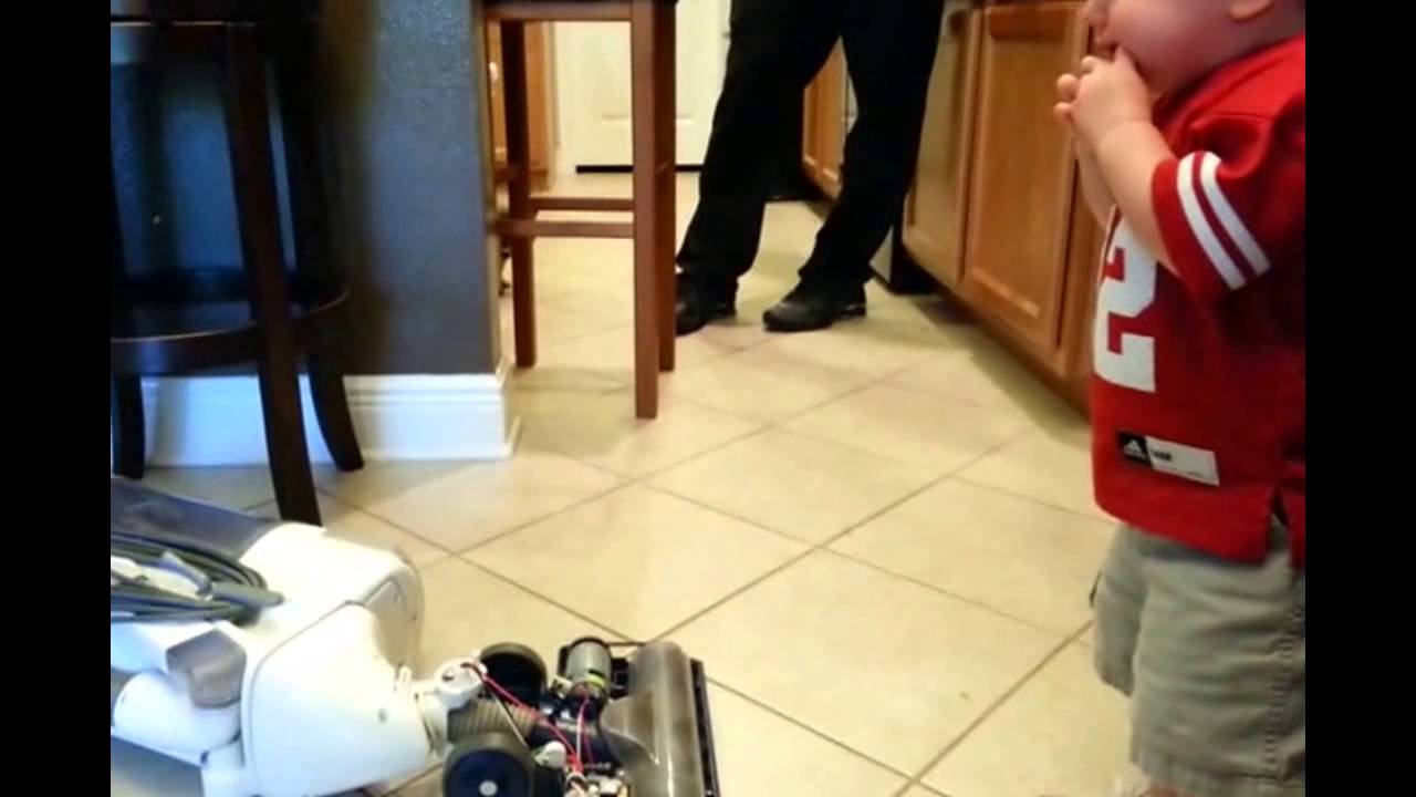 Reason my kid is crying... the vacuum cleaner broke YouTube