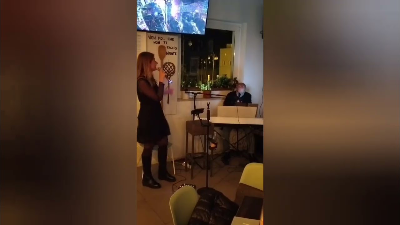 MEDITERRANEA SOUND: Napule è/ Na tazzulella e cafè/ a me me piace o blues