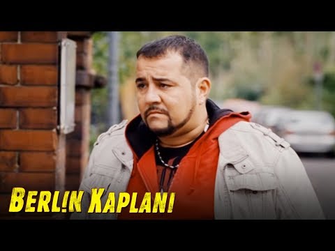 Berlin Kaplanı - Bir Alman'ı Öldüreceksen Sürpriz Program Yap