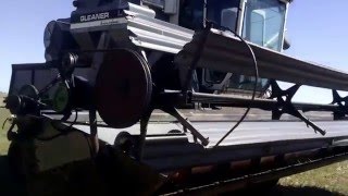 Gleaner L Combine with Header (CN0217) 5-18-16 Bigiron.com Online Auction