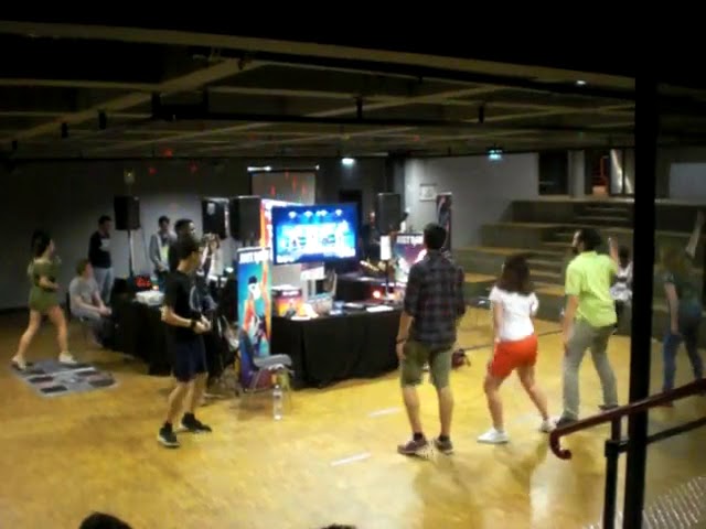 QUEEN Another one bites the duster DANSE VIDEO JEU PLAY DE LA VILLETTE 22 04 2018