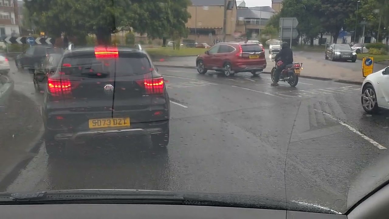 ABS Fault Caused by Badly Fitted Wheel Bearing C4 Picasso  Craig's Roundabout Stirling Scotland UK