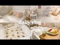 vlog 🧸 room updates, breakfast in bed, cup collection, 2023 calendar ♡