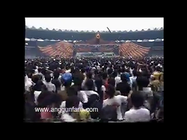 Anggun Cipta Sasmi - Tua Tua Keladi (Pembukaan Konser Kantata Takwa) April 1991 Senayan, Jakarta class=