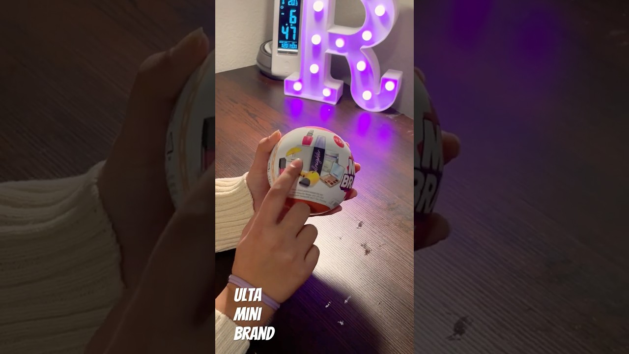 Unboxing Mini Brands 