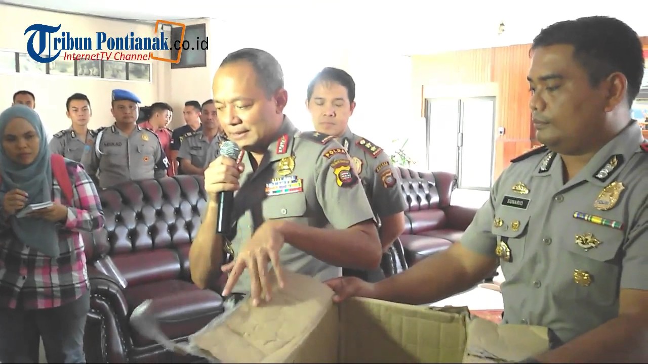 Polda Kalbar Amankan 17 Kilogram Sabu Asal Malaysia Beserta Dua Tersangka