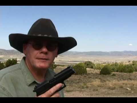 Why the Navy SEALS use the SIG Sauer P226 Pistol.