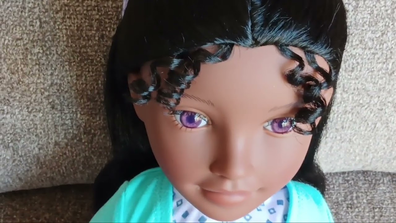 World Girls Zari doll review 