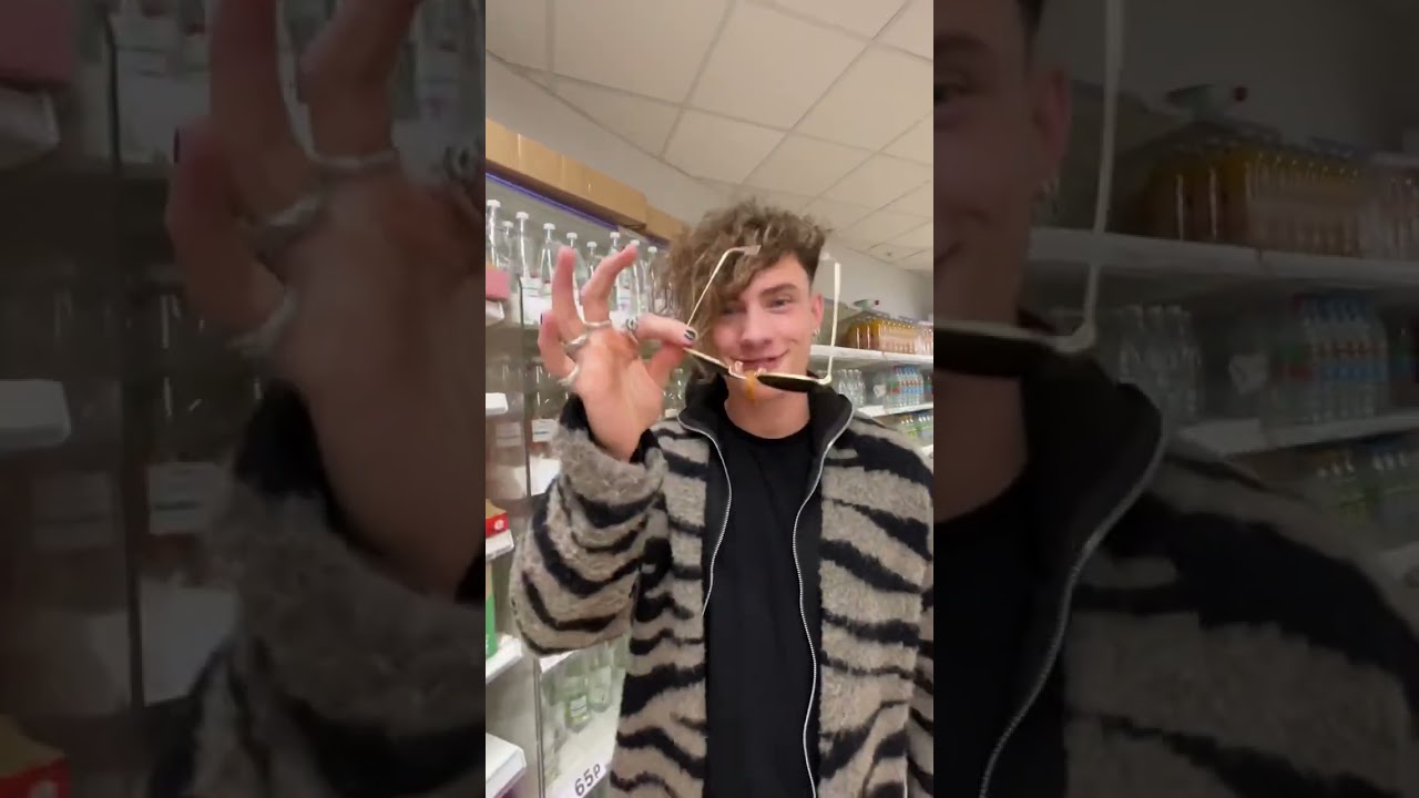 magician in supermarket