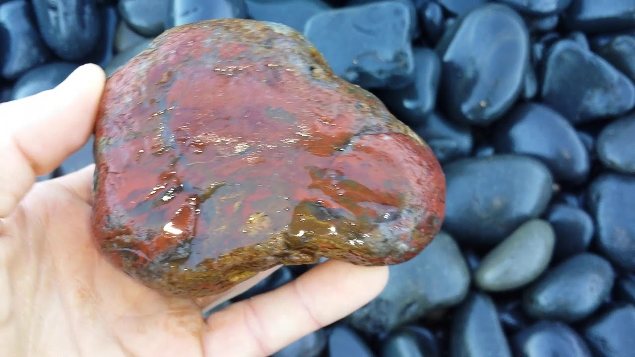 My biggest red jasper from stonefield beach. YouTube