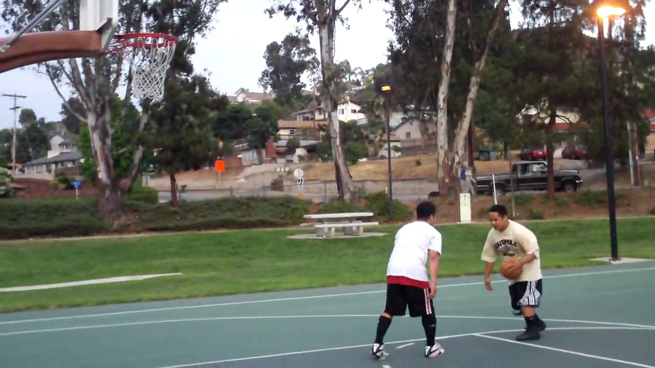 One on One Basketball - YouTube