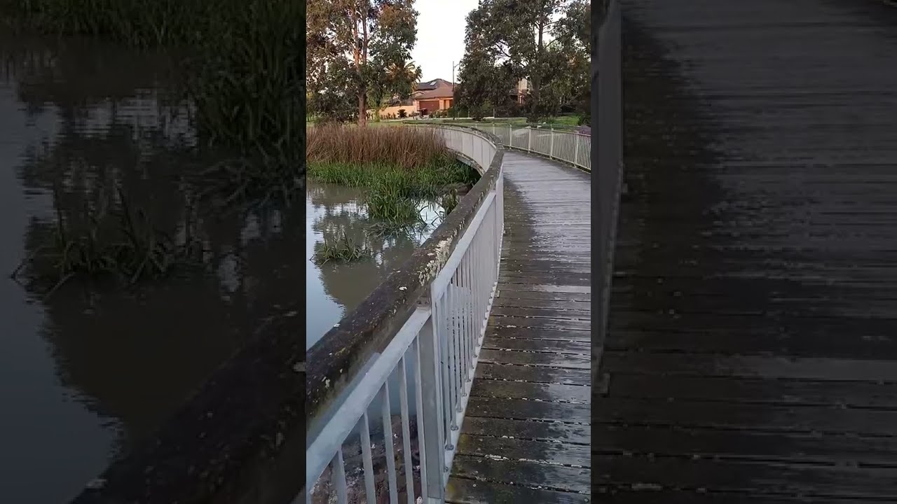 Lake Caroline Springs (Taylors Road) Victoria Australia