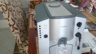 Видео Krups orchestro kávégéppel cappuccino készítése, tejhabosítás, visszahűtés (автор: hunfreelive)