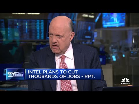 Intel plans to cut thousands of jobs amid PC slowdown: Bloomberg