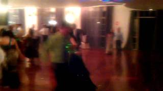 Acabando el baile de la boda con una mui�eira!