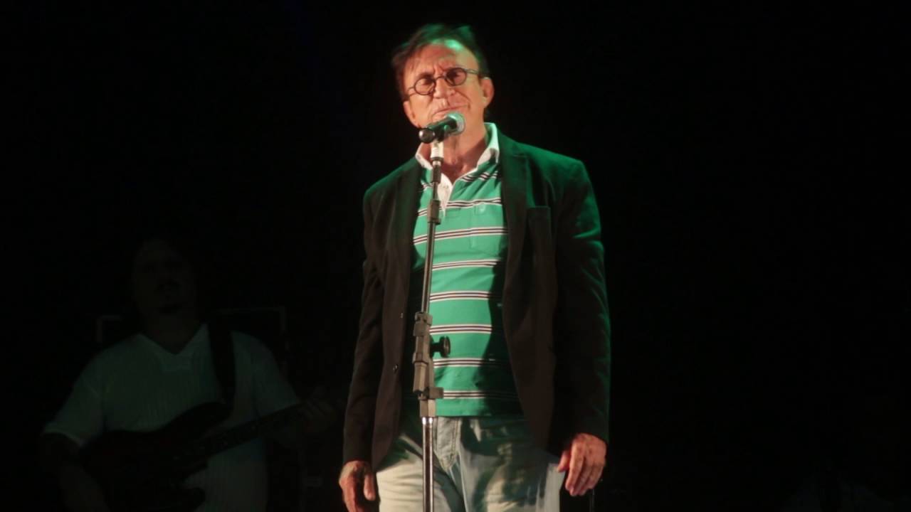 Moacyr Franco - cartas na mesa