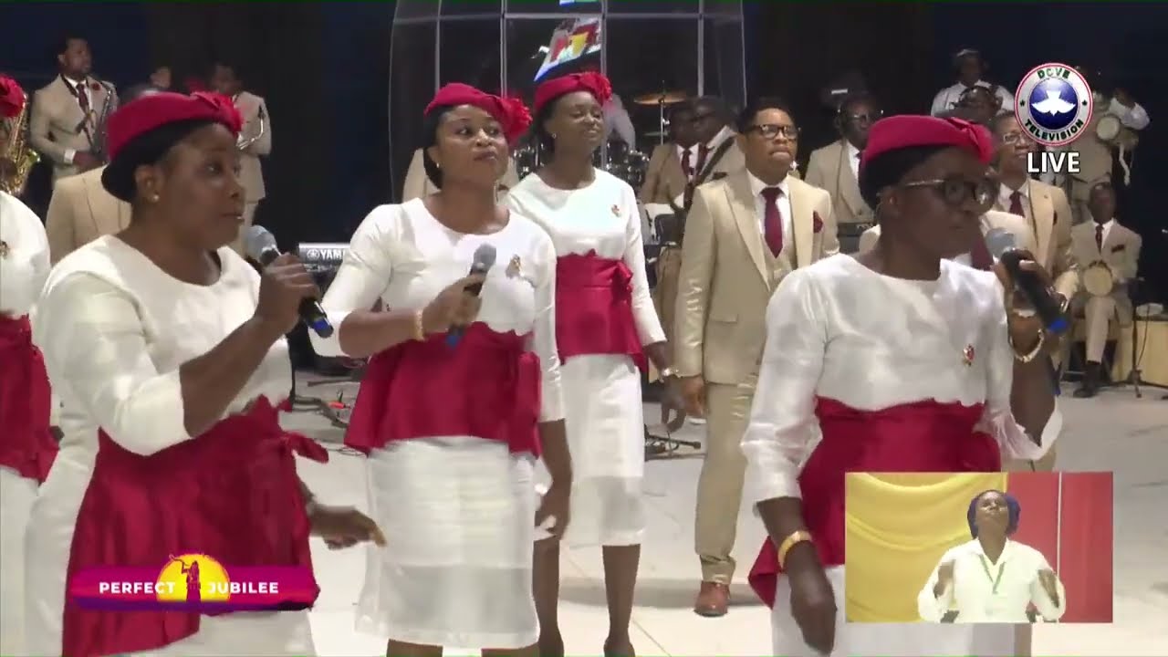 Powerful Soul lifting Live Praise by the RCCG Praise Team at the 70th RCCG Annual Convention  Day 5