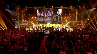 League of Legends Season 5 World Championship 2015 Opening Ceremony - Teams Enter The Stage! #WORLDS