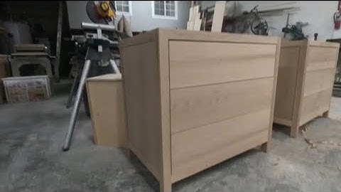 making oak 3 drawer nightstand