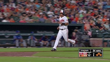 TEX@BAL: Schoop grounds a single for his third RBI