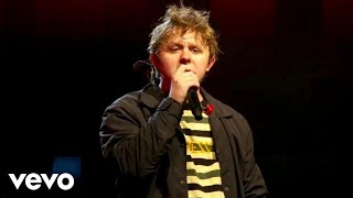 Lewis Capaldi - Someone You Loved (Live From New York City) Resimi