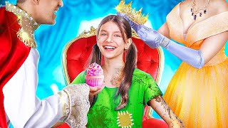 Aku Diadopsi Oleh Keluarga Kerajaan  Kami Membangun Rumah Mungil Di Rumah