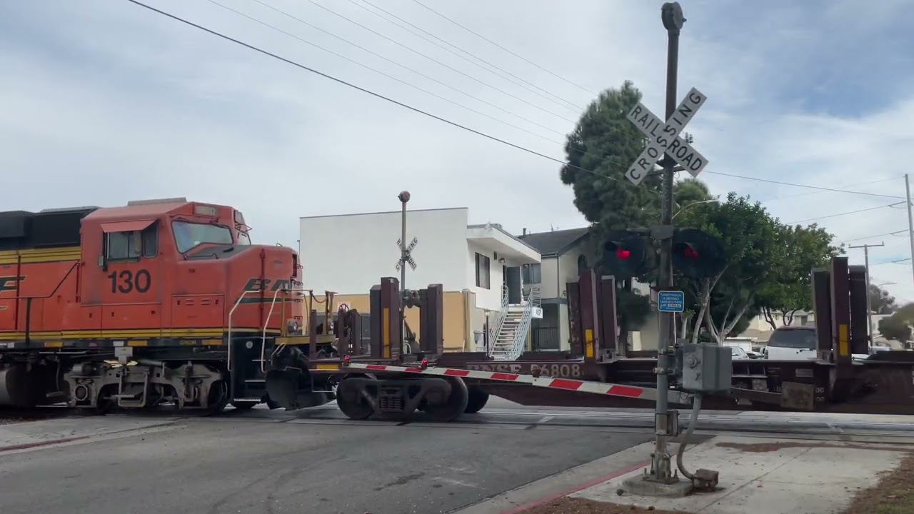 GRS “Lightweight” Gate mechanism! | 159th St railroad crossing, Lawndale, CA