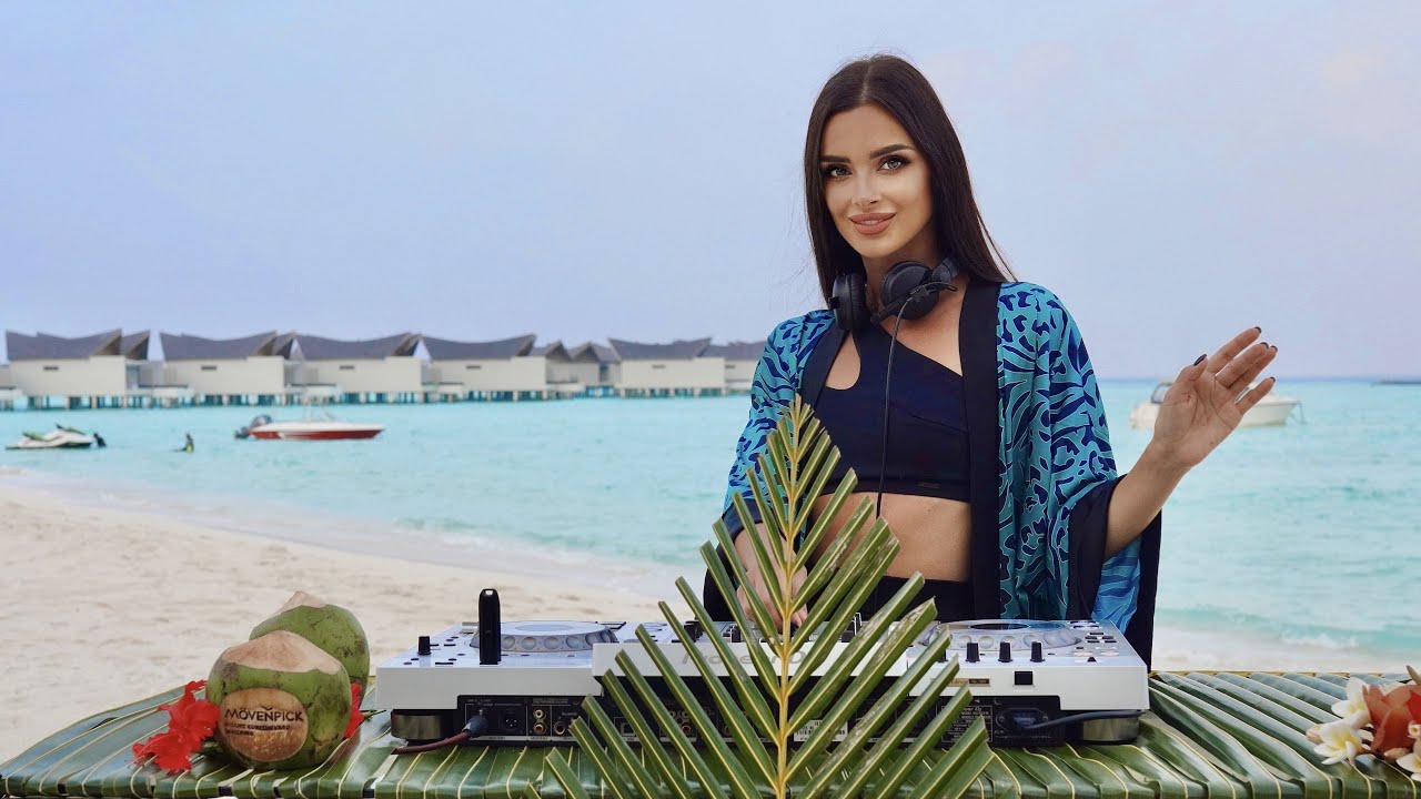 Korolova   Live  Maldives Mvenpick  Melodic Techno  Progressive House Mix