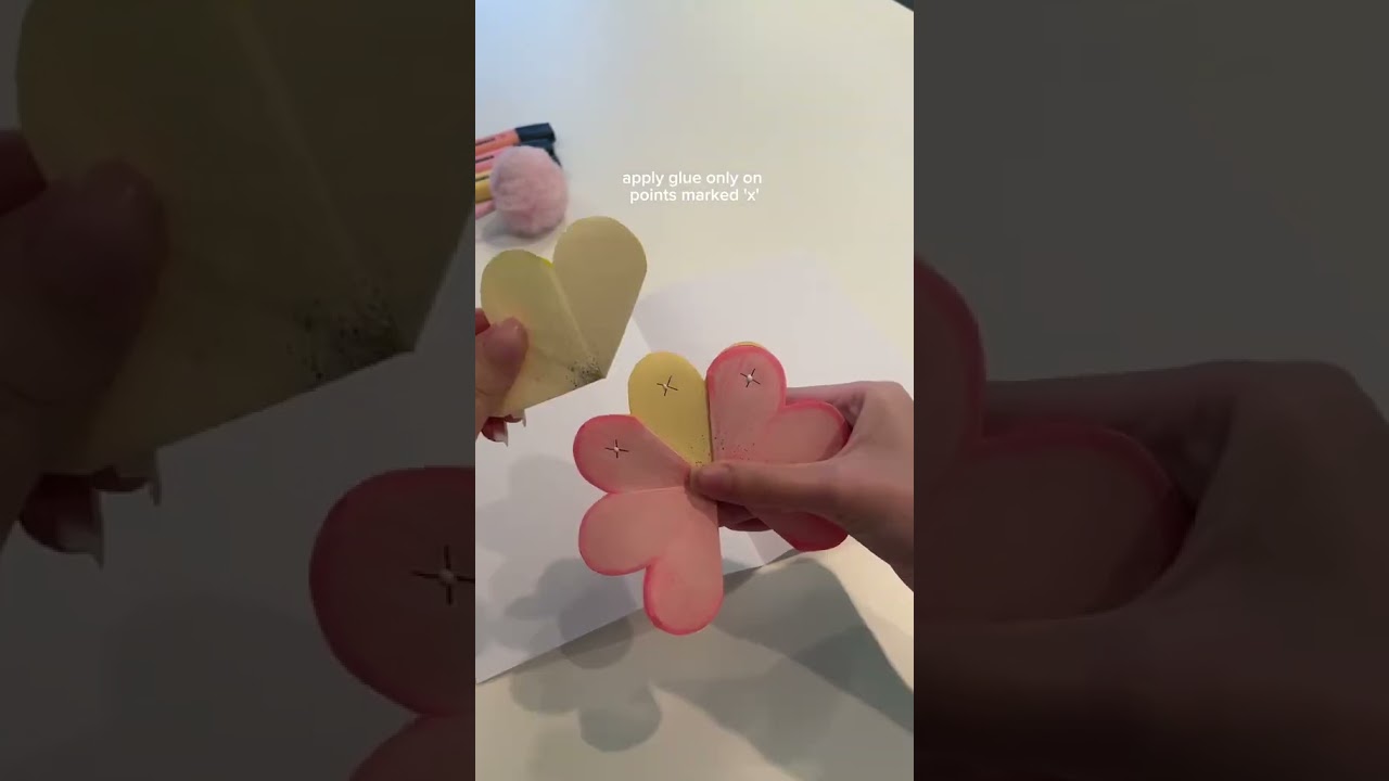 WAIT FOR IT… THIS MOTHER’S DAY CARD POPS UP AND STEALS HEARTS! 😭✨ | Easy Pop-Up Flower Card DIY 💐🌸