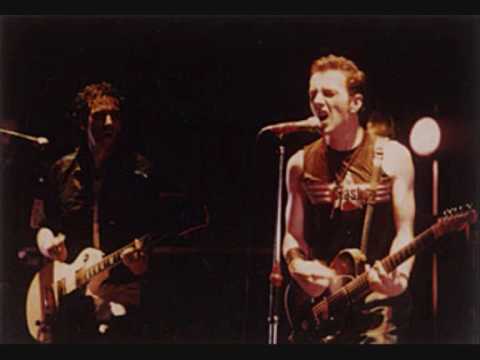 The Clash - The Magnificent Seven (Live at L'Hippodrome de Paris - France - 8 May 1981)