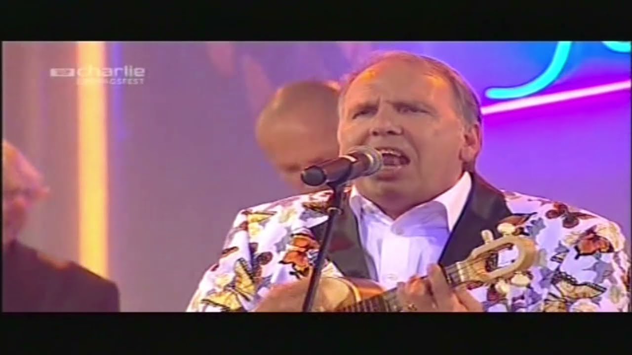 I mit sommerhus - Jacob Haugaard (Top Charlie)