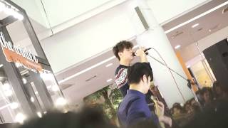 Video thumbnail of "เหมือนหลับตา - The Toys Live @ The Mall Bangkhae"